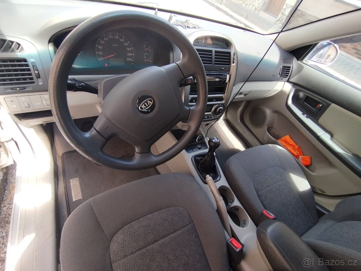 Cerato 2.0 benzí + plyn - 9