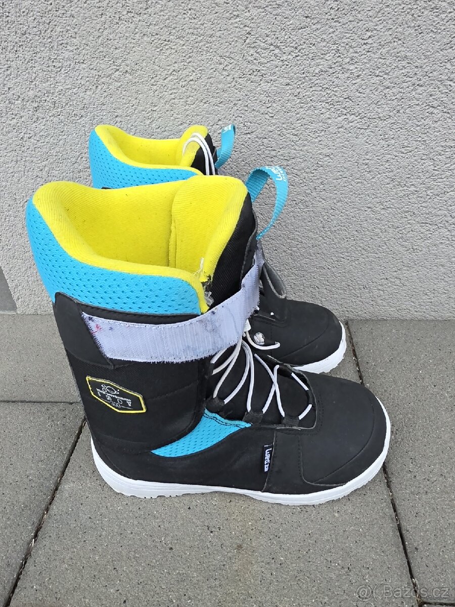 Snowboard SALOMON, 134 cm + boty - 9