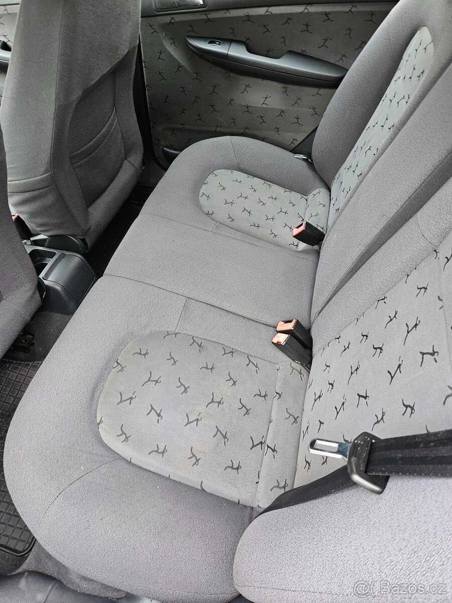 Škoda Fabia Combi 1.4 16V 55kw výbava Elegance - 9