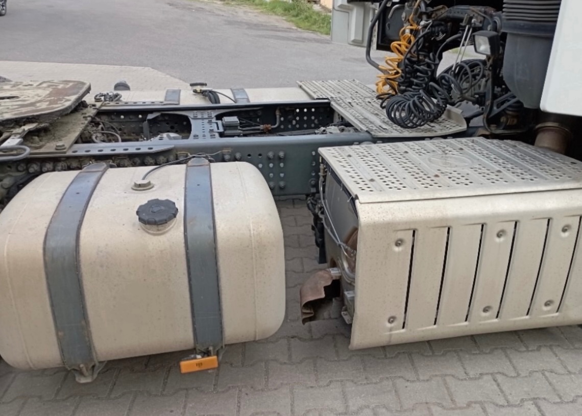 Mercedes Benz Actros 1845 - 9