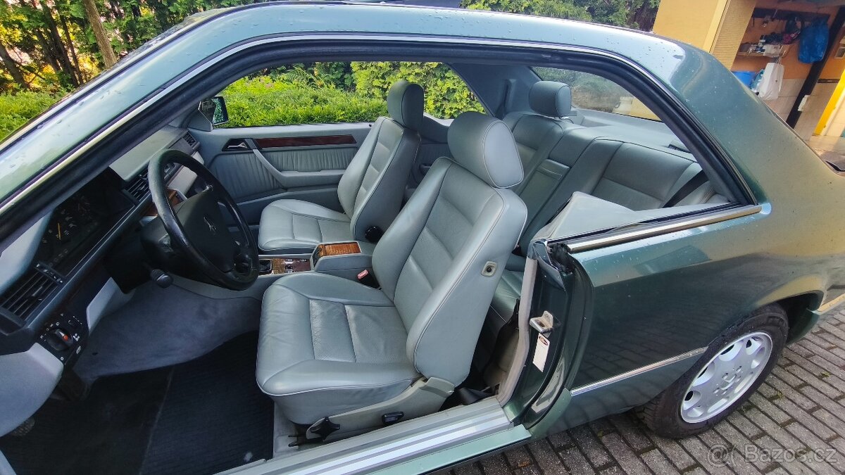 Mercedes C124 230CE servisovaný s historií - 9