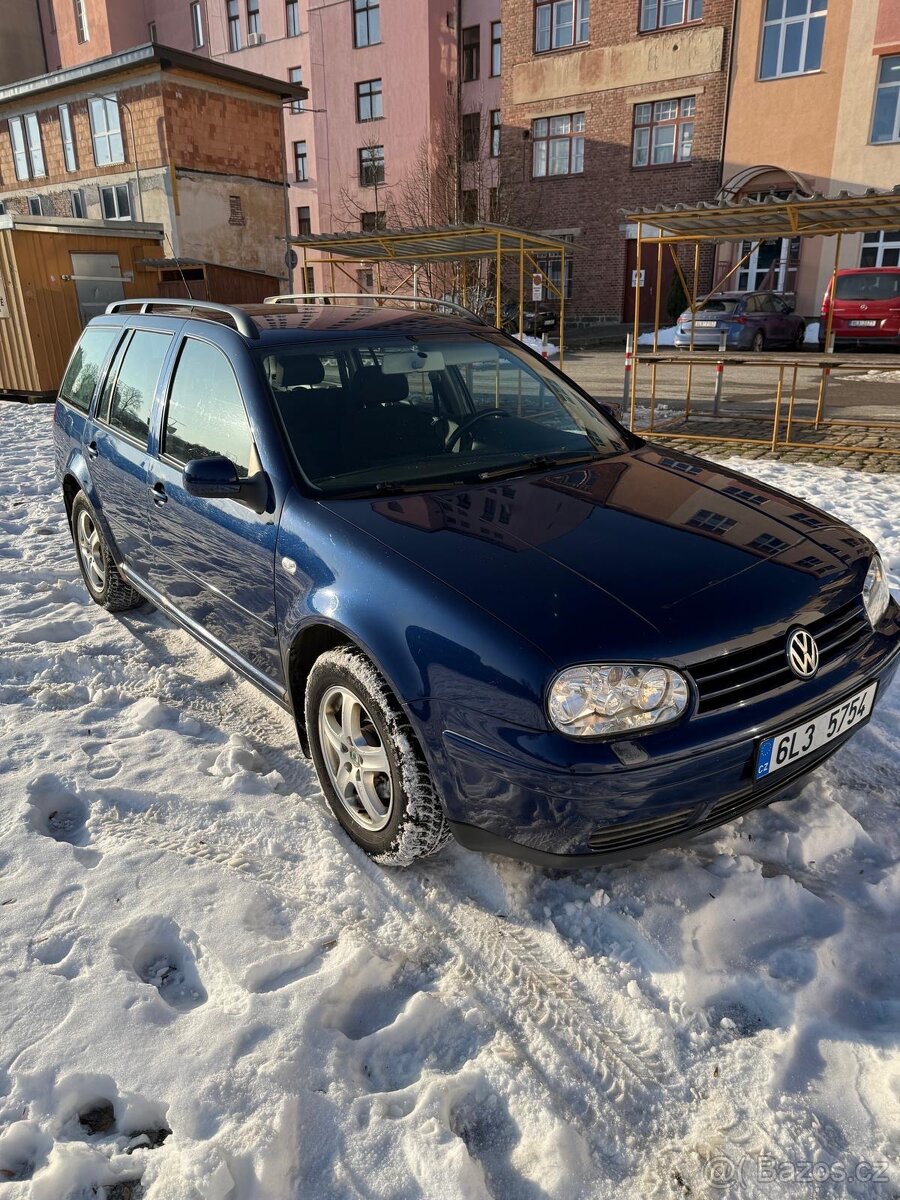 VW GOLF IV VARIANT - 9