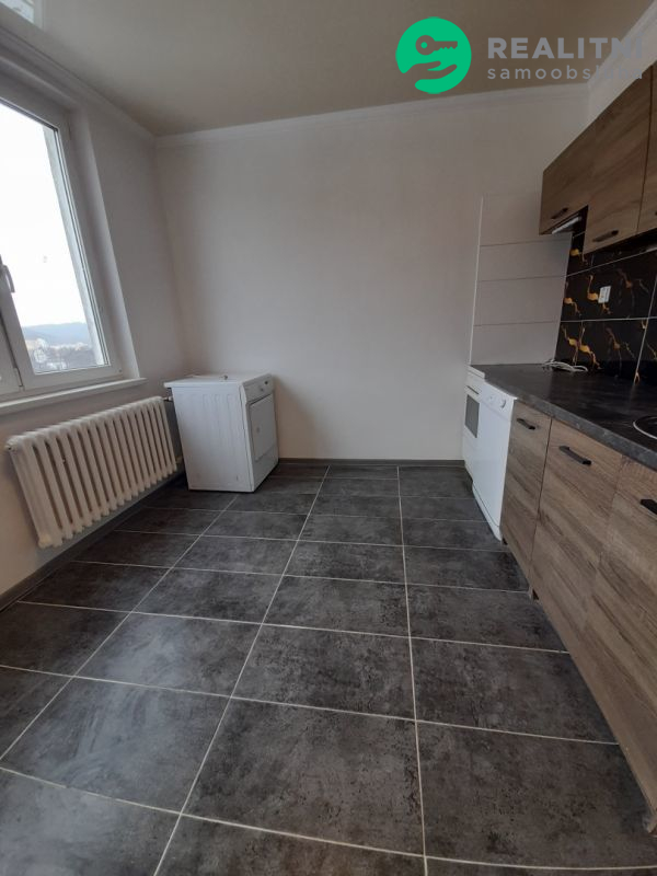 Prodám 1+1 v Lokti - 9