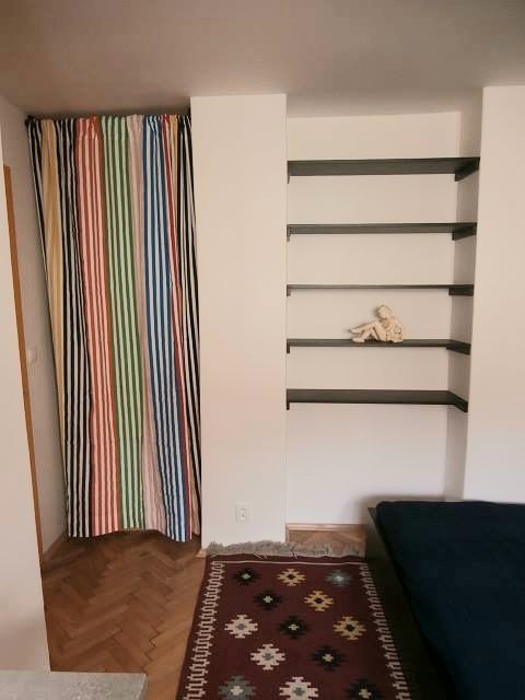 Pronájem bytu 1+kk (28 m2), Praha 10 - Vinohrady - 9