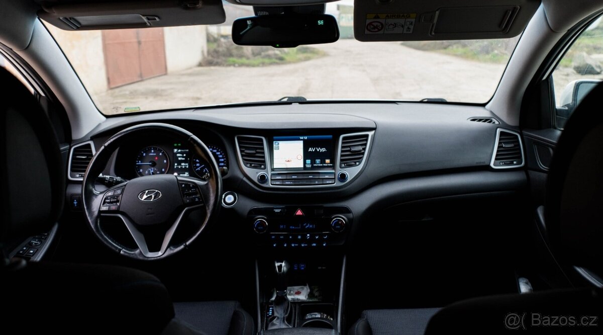 Hyundai Tucson 1.7 CRDi Premium 7DCT - 9