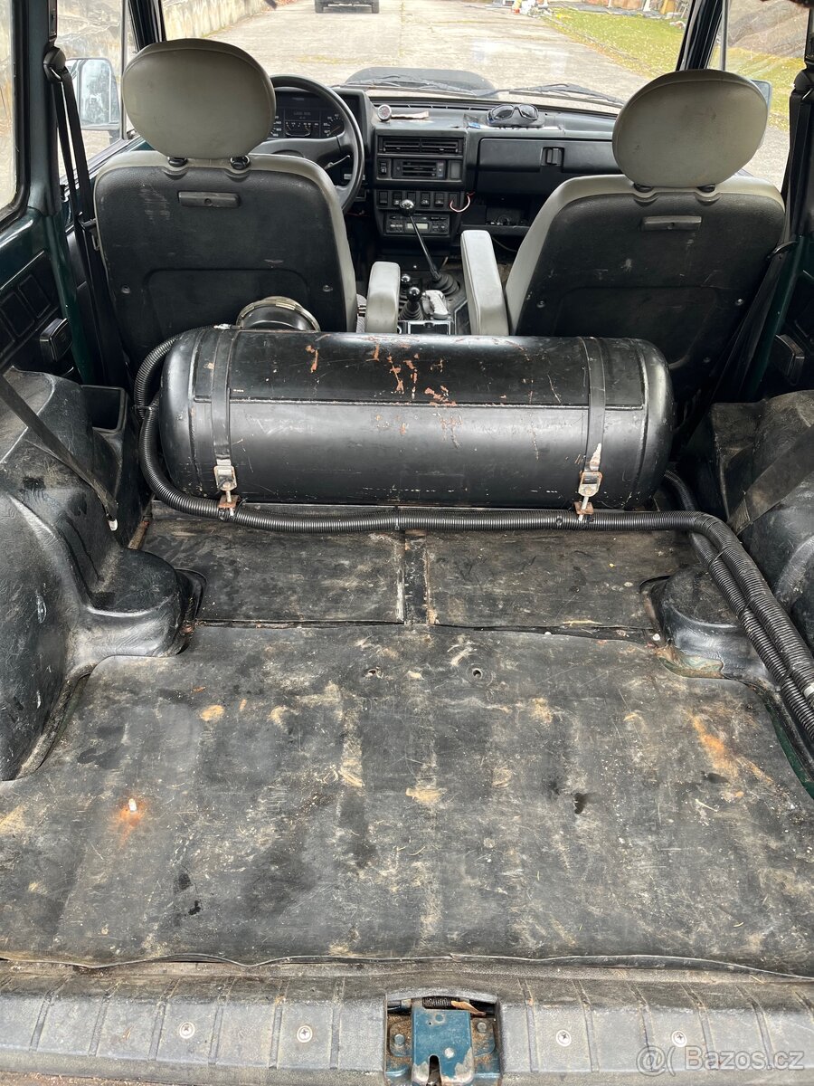 Lada Niva 1.7, 4x4, LPG, Nová STK - 9