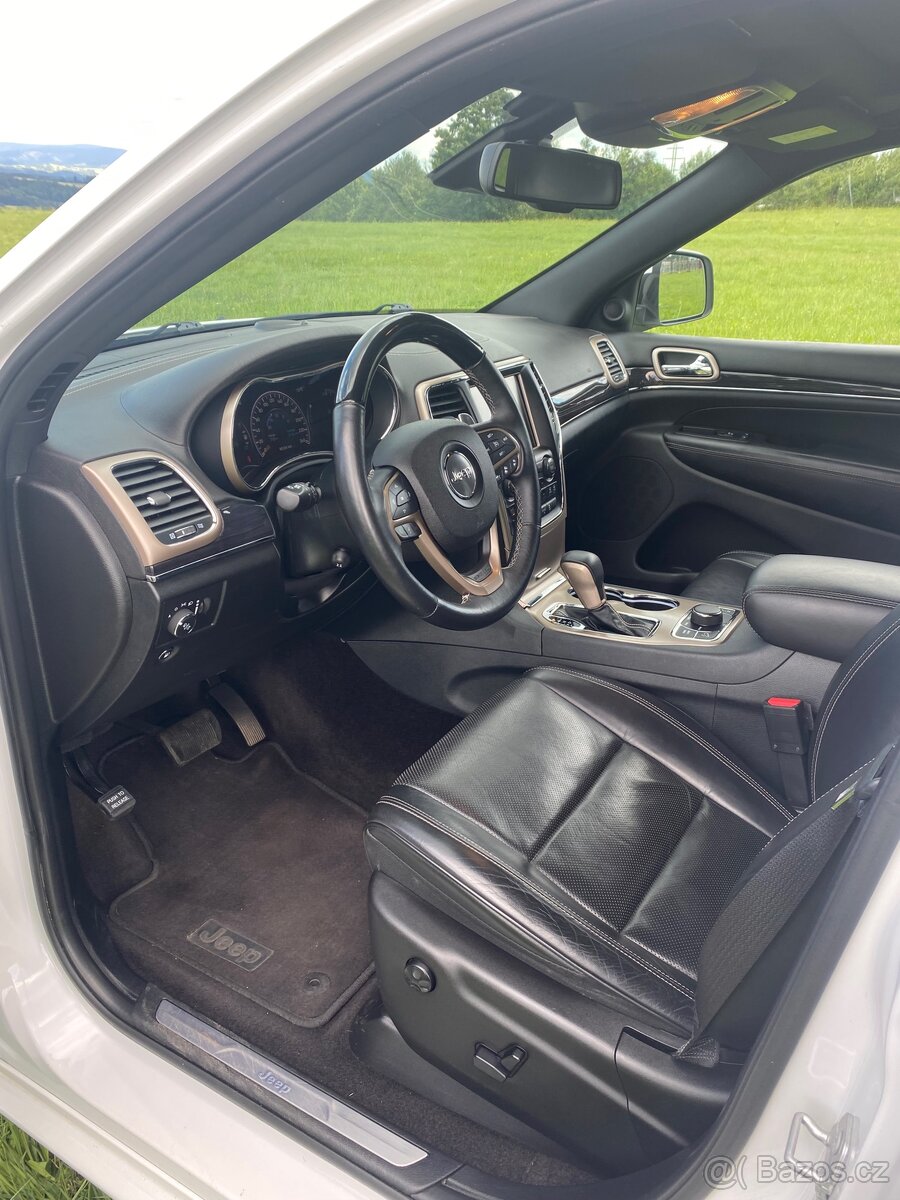 Jeep Grand Cherokee Overland 2018 - 9