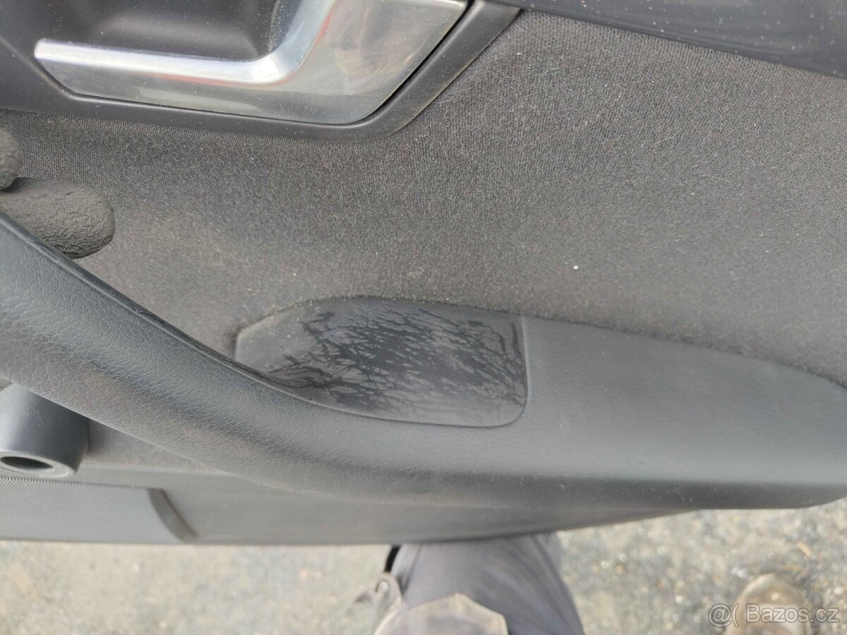 Tapeci Audi A4 B6 / B7 - combi - 9