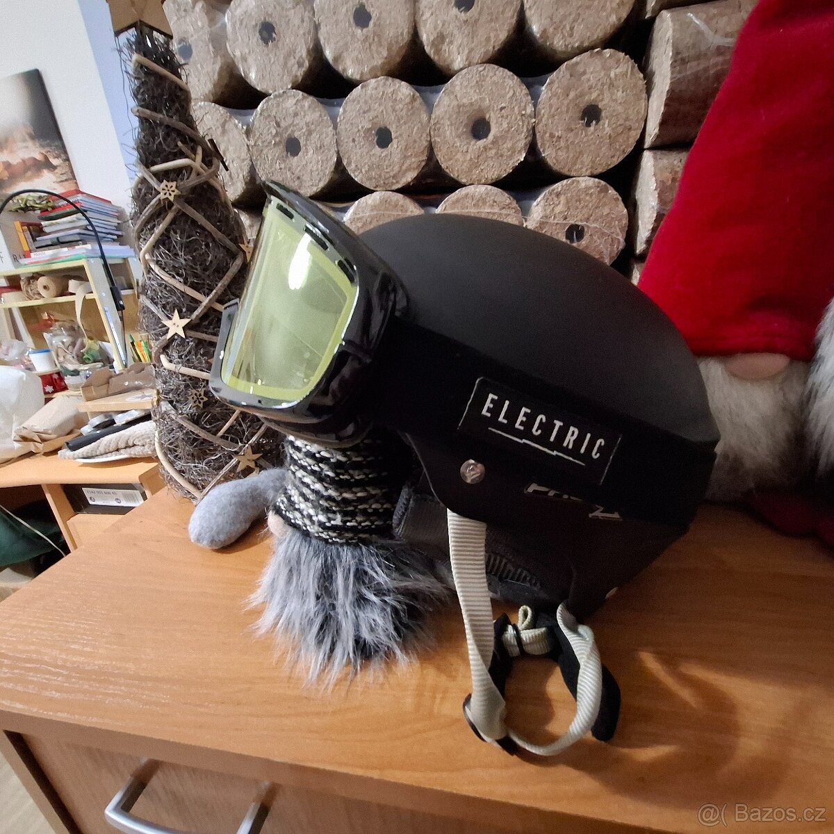 Dětská, dámská pánská přilba na lyže, snowboard. - 9