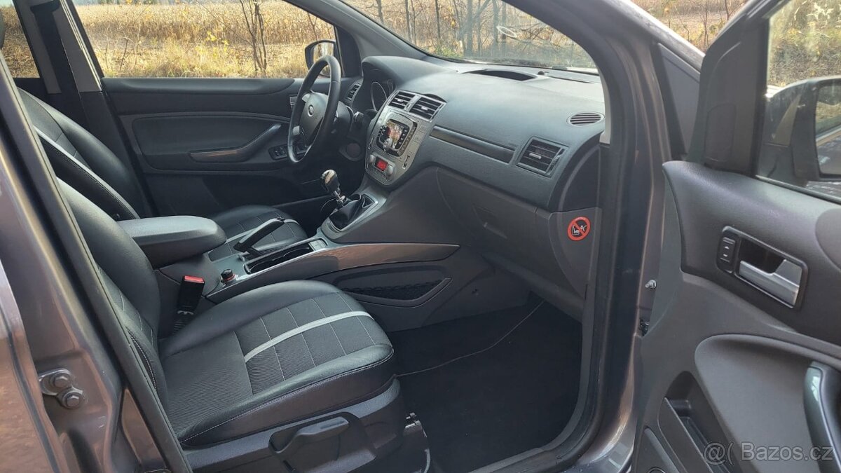 Ford Kuga 2.0 TDCI, 4x4, PANORAMA - 9