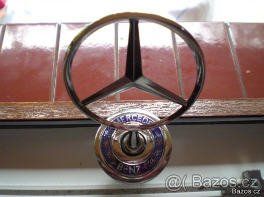 Mercedes - znak přední - 9