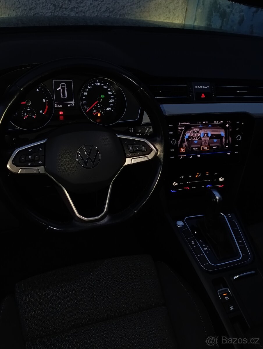 Passat B8 2021 rok/2.0 Nafta/ DSG - 9