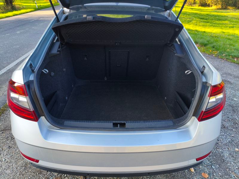 Škoda Octavia hatchback 2.0TDI – 110 kW DSG - 9