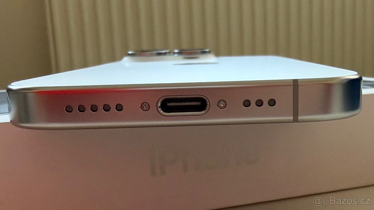 iPhone 16 Pro 256 GB bílý - TOP STAV + 2 ROKY ZÁRUKA - 9