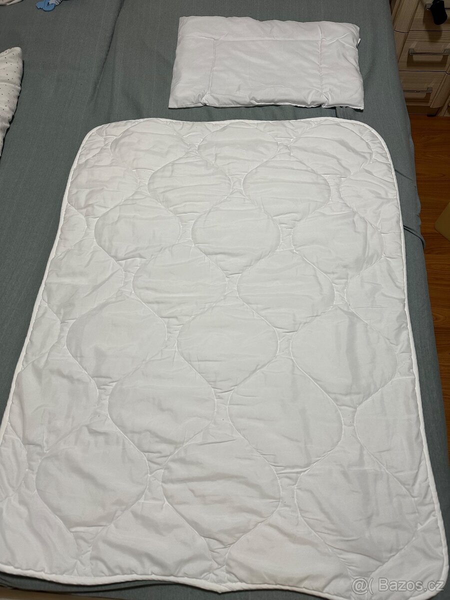 Dětská postýlka Ikea s nebesy, matrací i hnízdem - 9