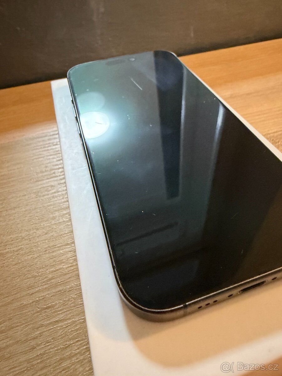 iPhone 16 Pro 128GB Černý, Baterie 92% - 9