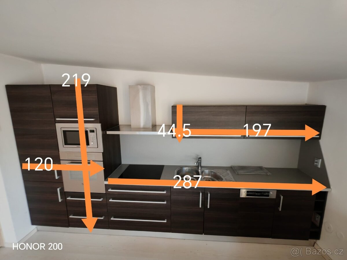 Kuchyňská linka včetně spotřebičů - 9
