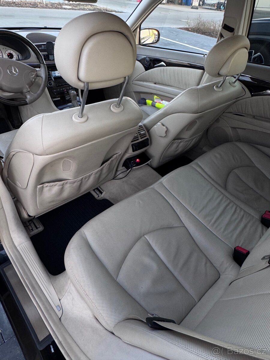 Mercedes w211 E320 - 9