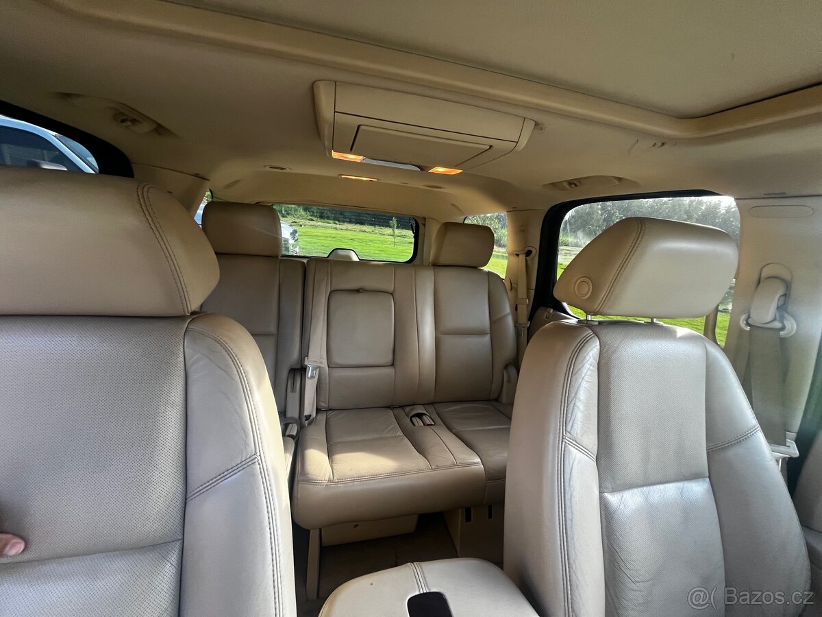 Cadillac escalade III - 9