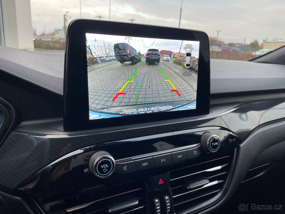 FORD KUGA Hybrid - 9