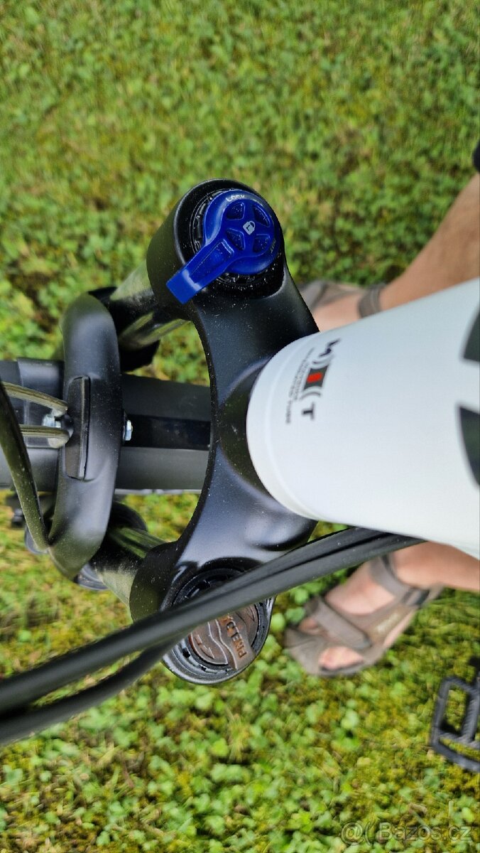 Maxbike e-city 26" Civita ,najeto 55 km - 9