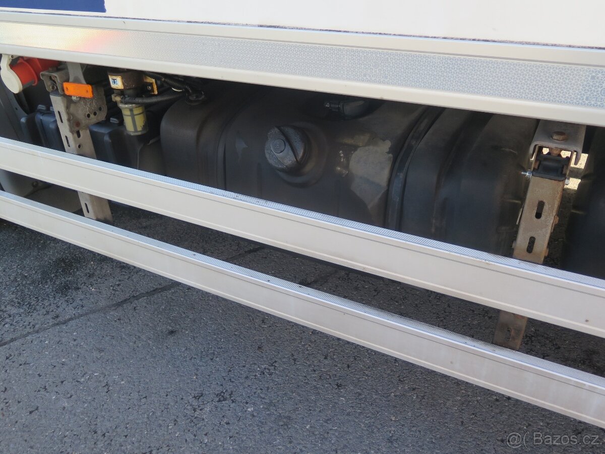 DAF LF 260 SCHLAD. SKŘÍN LAMBERT. MAN.12T - 9