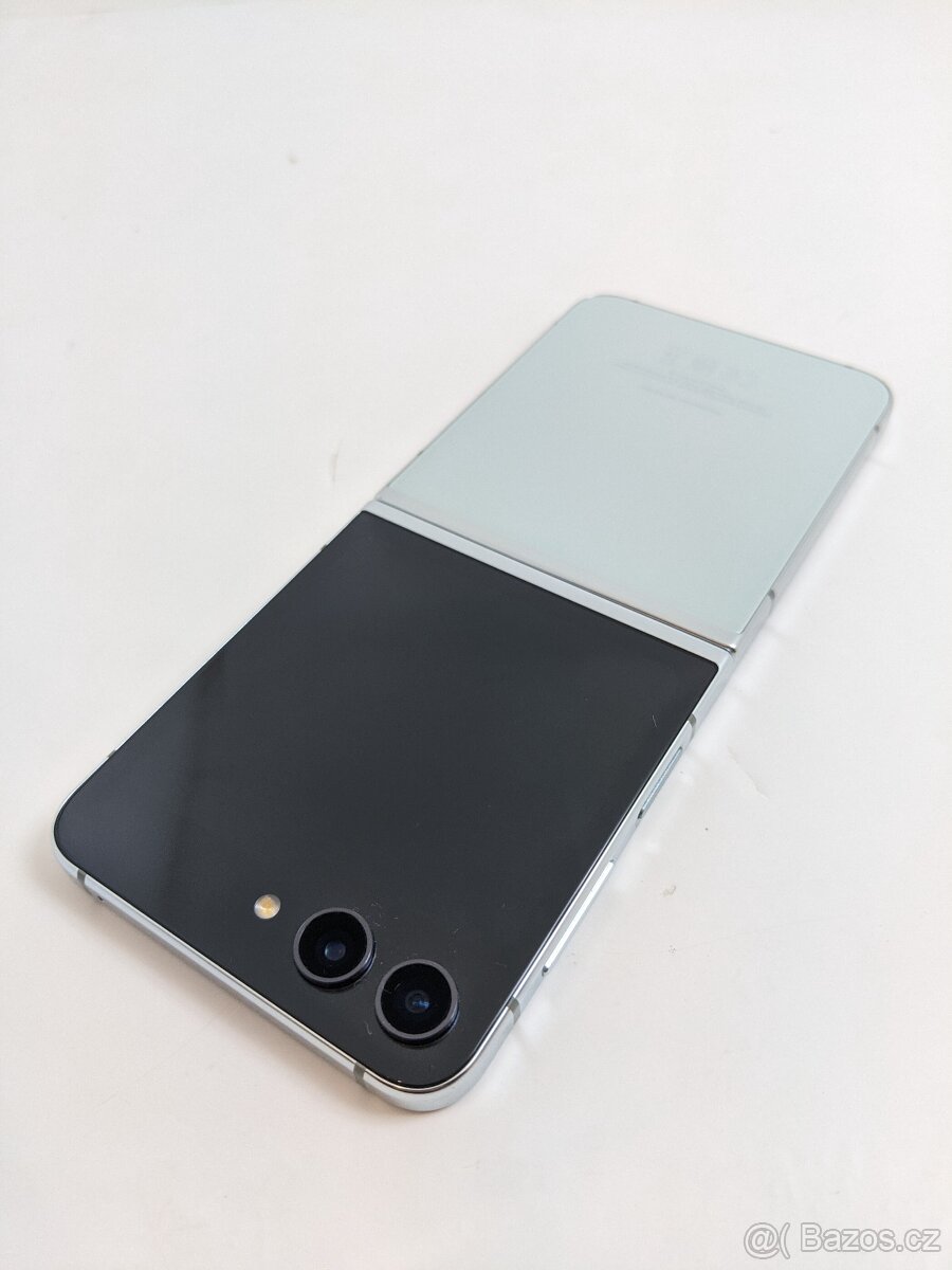 Samsung Galaxy Z Flip5 8/256gb Cream. NA DILY - 9