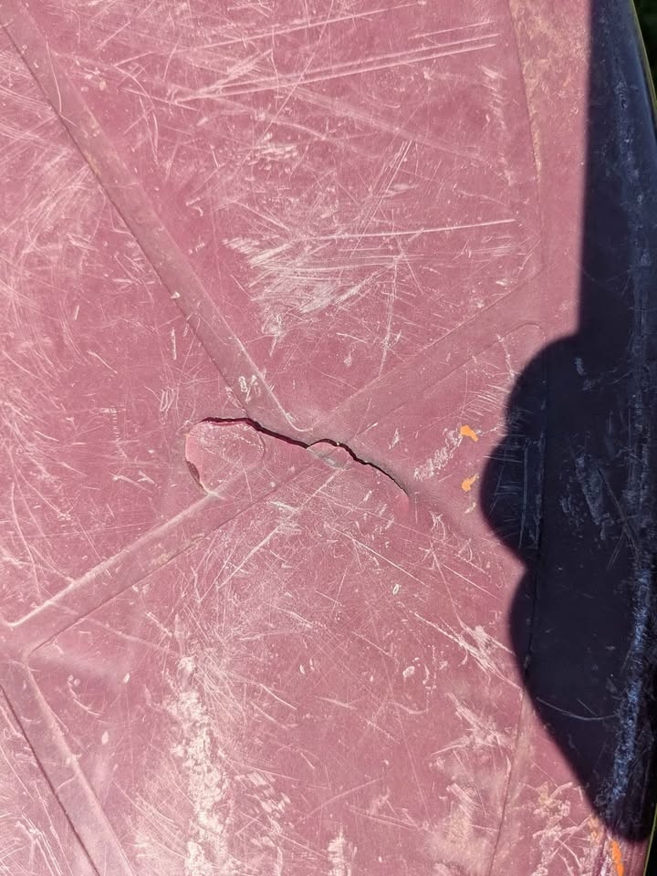 2 Zahradní plastové stoly - 9