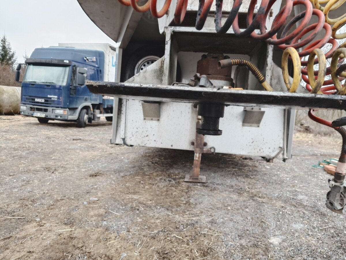 Přepravník koní/zvířat návěs - 9