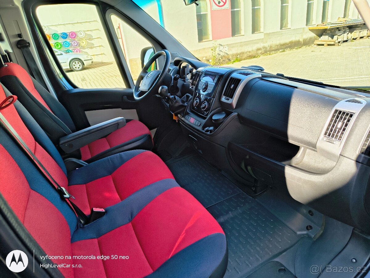 Fiat Ducato 2.3JTD 109kW 8 míst/hydraulika/vozíčkář - 9
