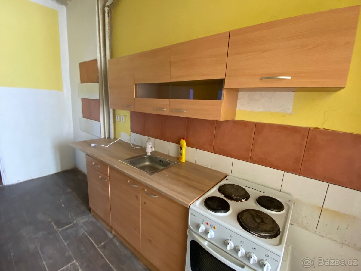 Pronajmu 3+1 Na Pískách Děčín - 9