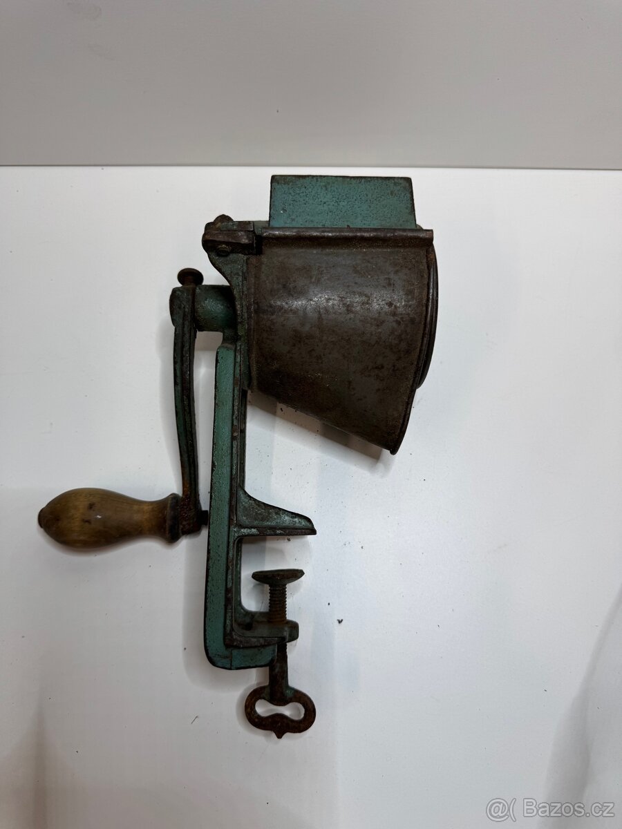 Prodám různé starožitnosti - 9