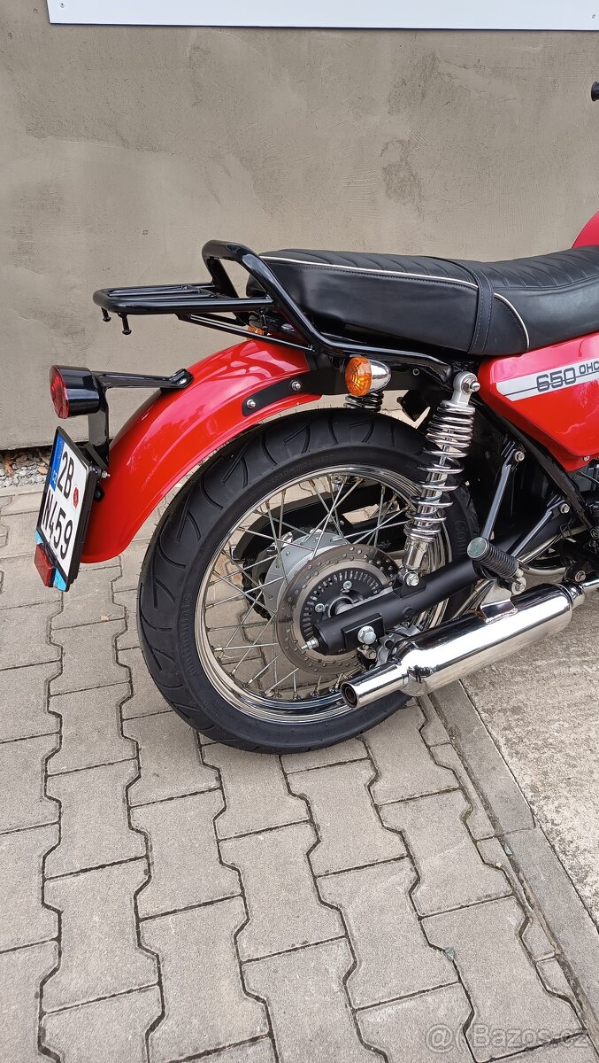 JAWA 650 OHC - 9