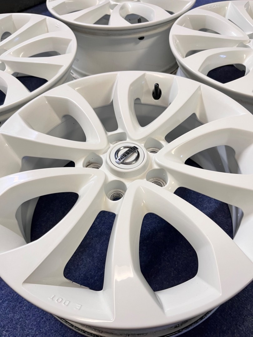 5x114,3 R17 originál alu Nissan Juke - ET 47 - 9