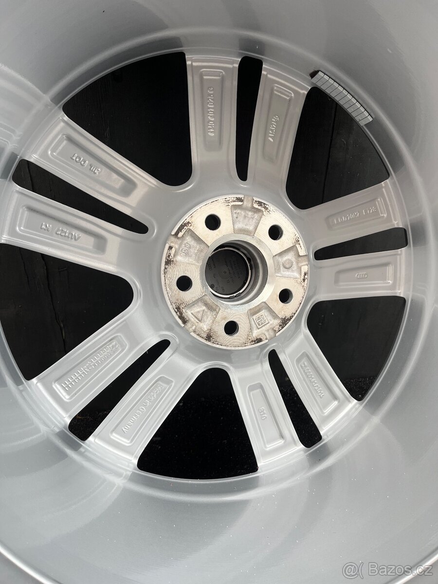 Orig. Audi Q7 Zimní Bridgestone 255/50/20 - 9