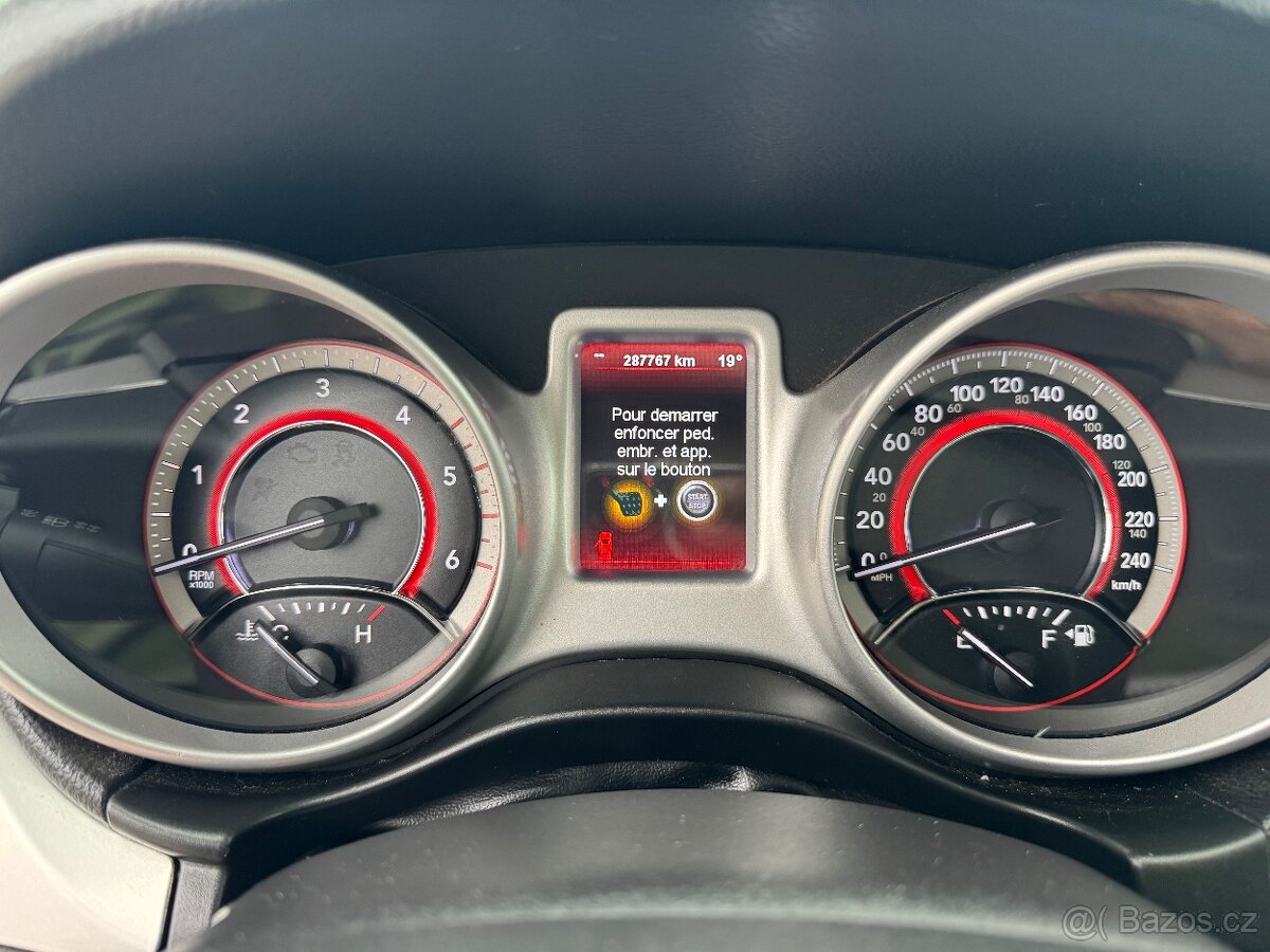 Fiat Freemont 2,0DCi 103kW, 7 míst - 9