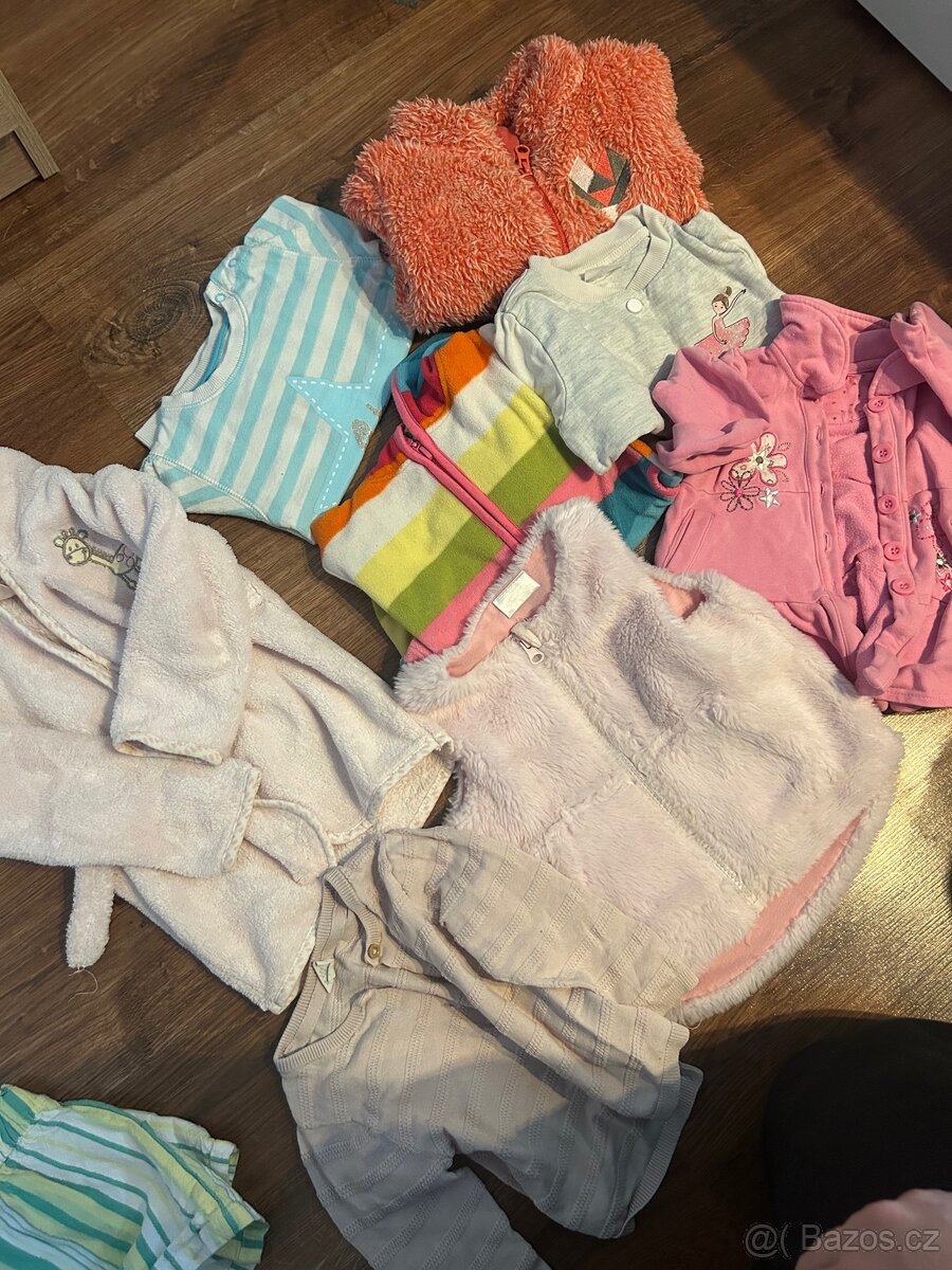 Balík oblečení holka - 9
