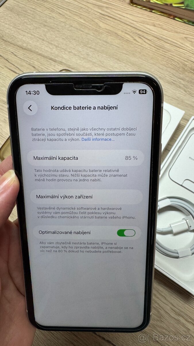 Prodám bílý iPhone 11 64GB - top stav - 9