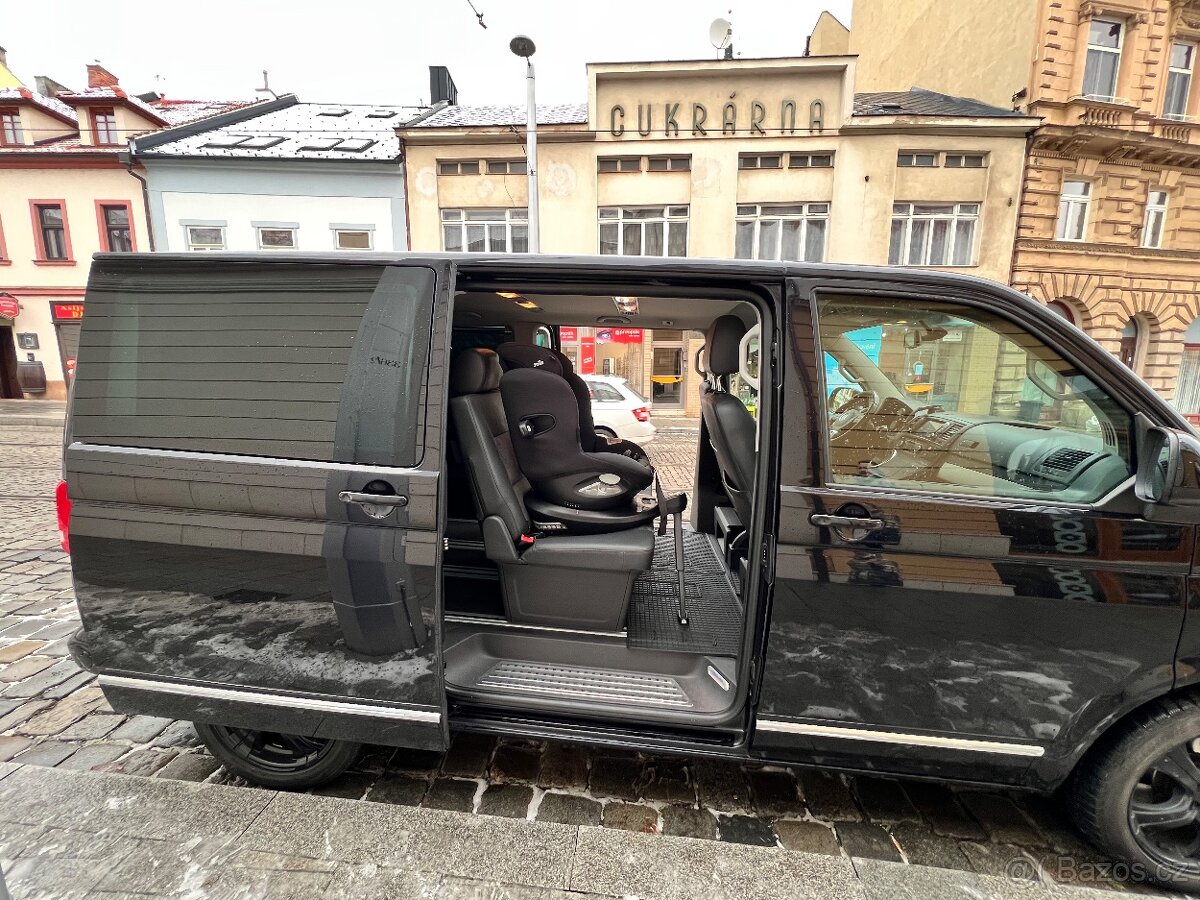 Volkswagen Multivan T5 Highline 2015, 132 kW, 171 000 km - 9