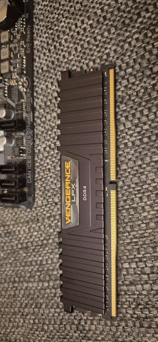 B550M AORUS ELITE, Ryzen 7 3700x, RAM LPX CMK32GX4M2E3200C16 - 9