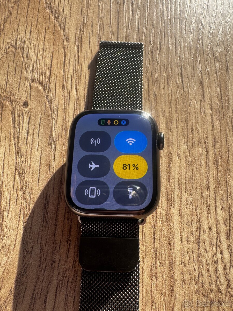Apple watch series 9 45mm (gps+cellular) nerezova ocel - 9