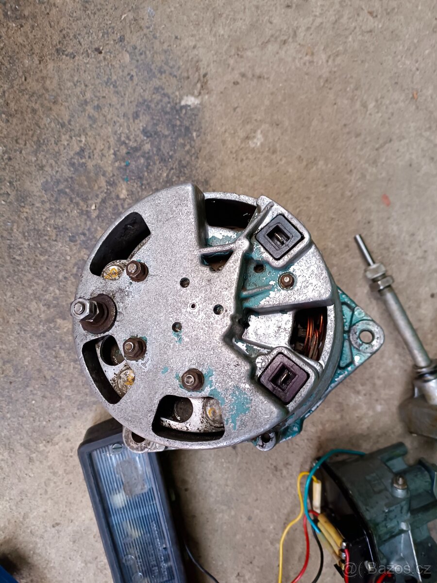 Díly na Škoda 105, 120 atd. - 9