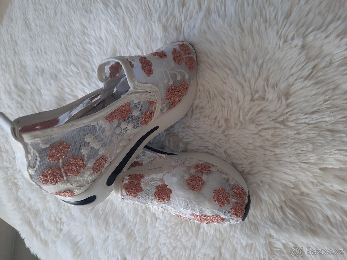 Krajkové vyšívané espadrilky - 9