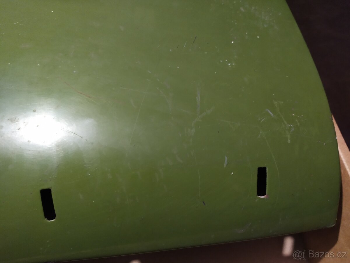 Zadní kapota Škoda 100 - 9