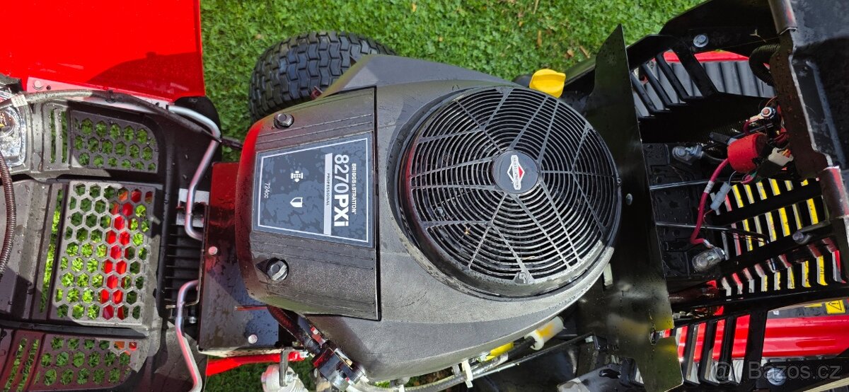Briggs&Stratton SNAPPER RPX360 Travní traktor - 9