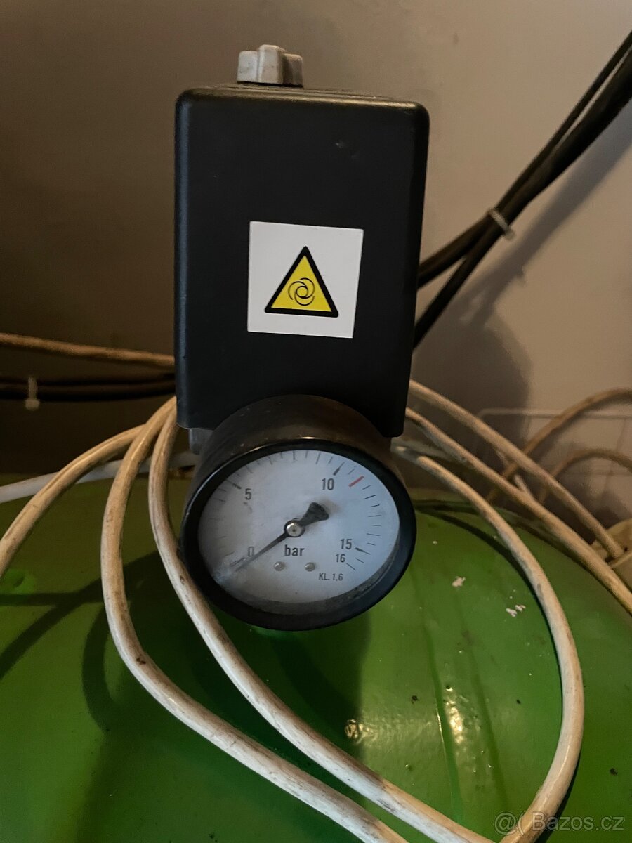 Pískovací box + kompresor Atmos - 9