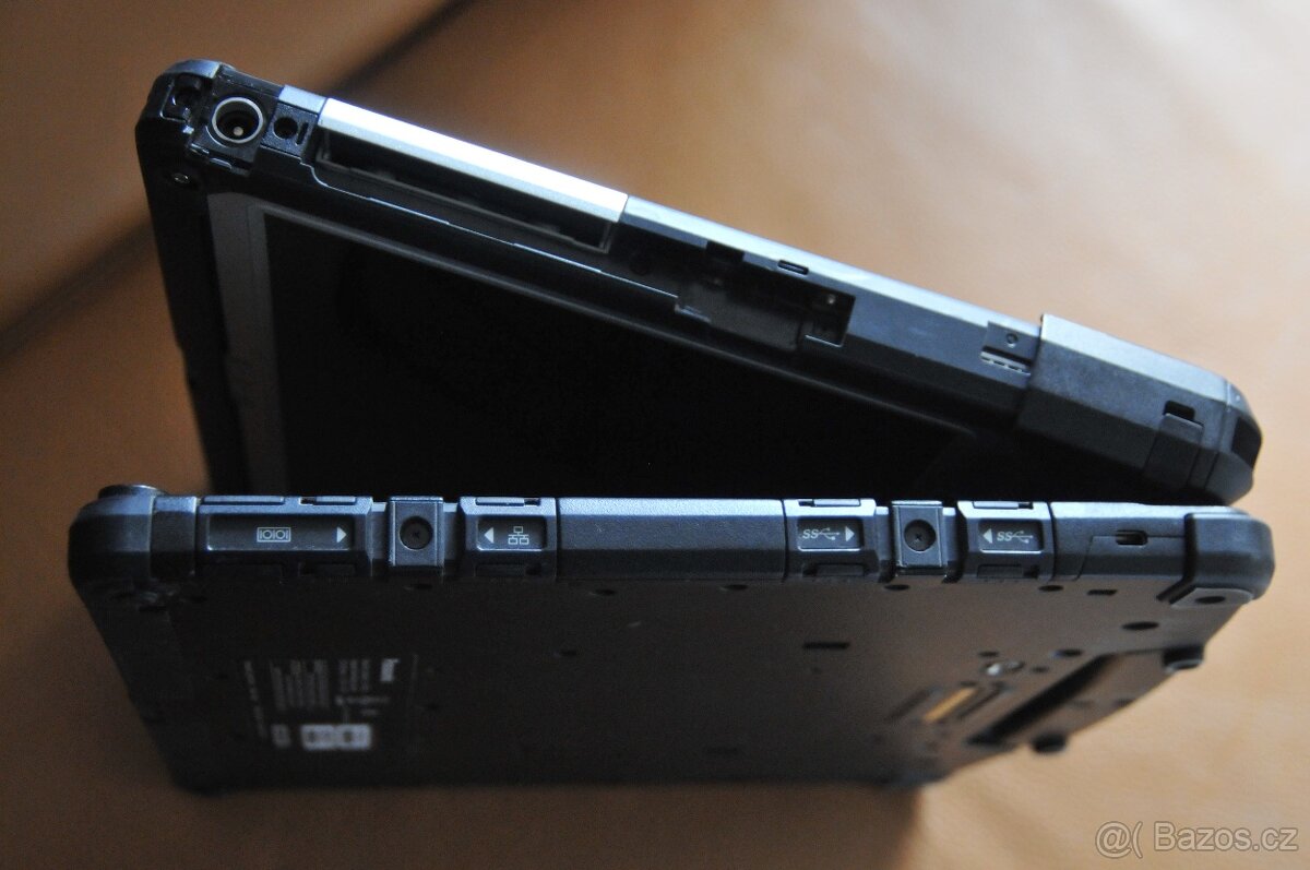 Průmyslový tablet/notebook Panasonic CF-33 - 9