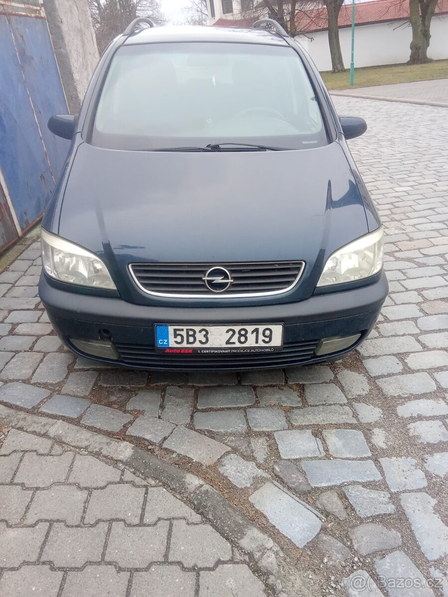 Opel Zafira - 9