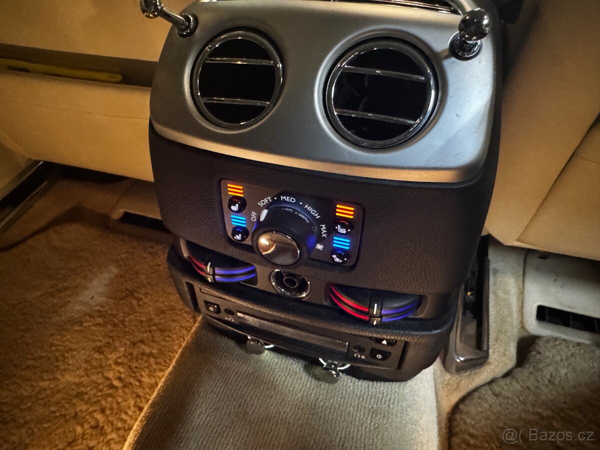 Rolls Royce Ghost plná výbava - 9