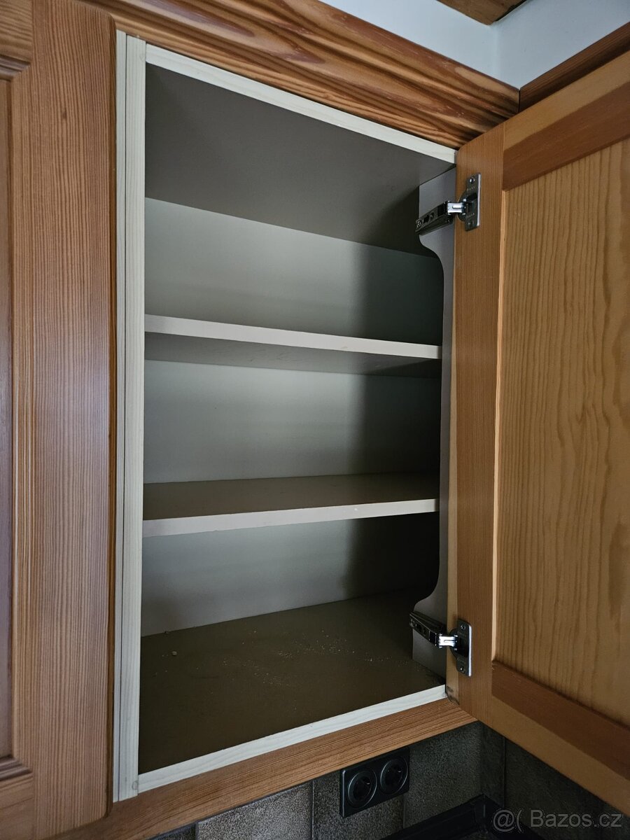 Masivní kuchyňská linka z Německa se spotřebiči - 9